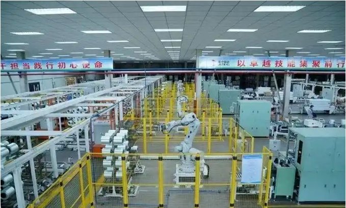 The first roll of chopped strand mat of Jizhong New Materials was successfully rolled off the production line