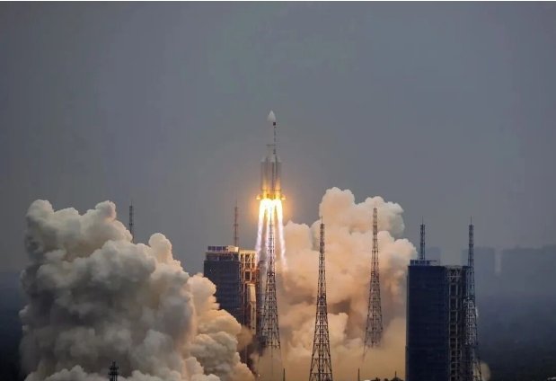 Applications of high silica glass fiber in aerospace